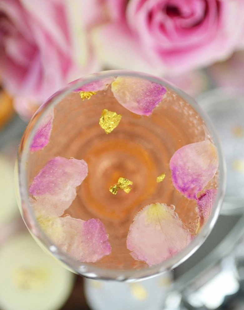 Cocktail Prosecco Rose Bomb